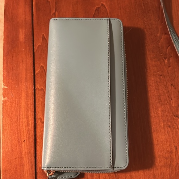 Kate Spade Zip-Around Continental Wallet - Picture 3 of 4